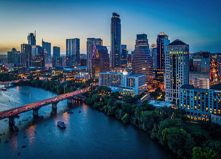 Austin, Texas skyline at dusk
