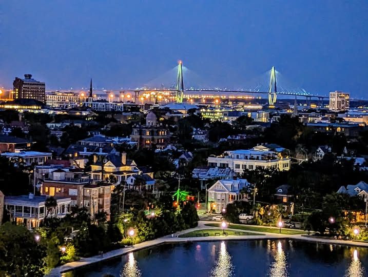 Charleston, South Carolina skyline at dusk